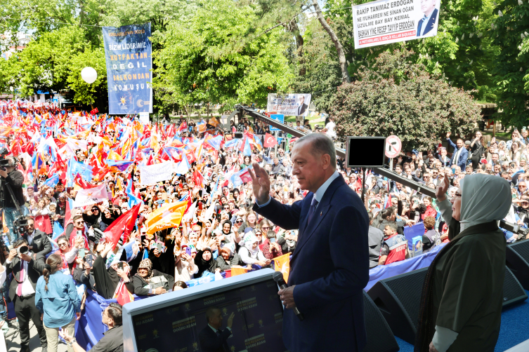 Cumhurbaşkanı Erdoğan: Bizi bölmeye çalışanlara müsaade etmeyiz