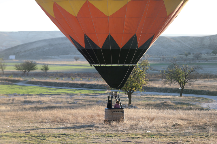 Kapadokya'da kadınlara balon pilotu olmak için eğitim veriliyor