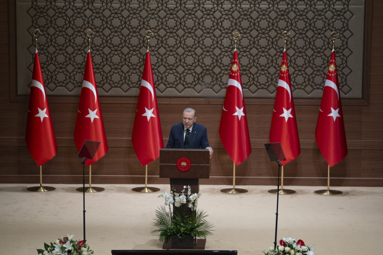 Cumhurbaşkanı Erdoğan: Belediyeler sırtını Kandil'e yaslayanların değil aziz milletindir