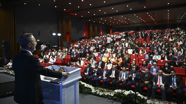 Altun: TRT ve AA uluslararası alanda kendisini göstermeye başladı