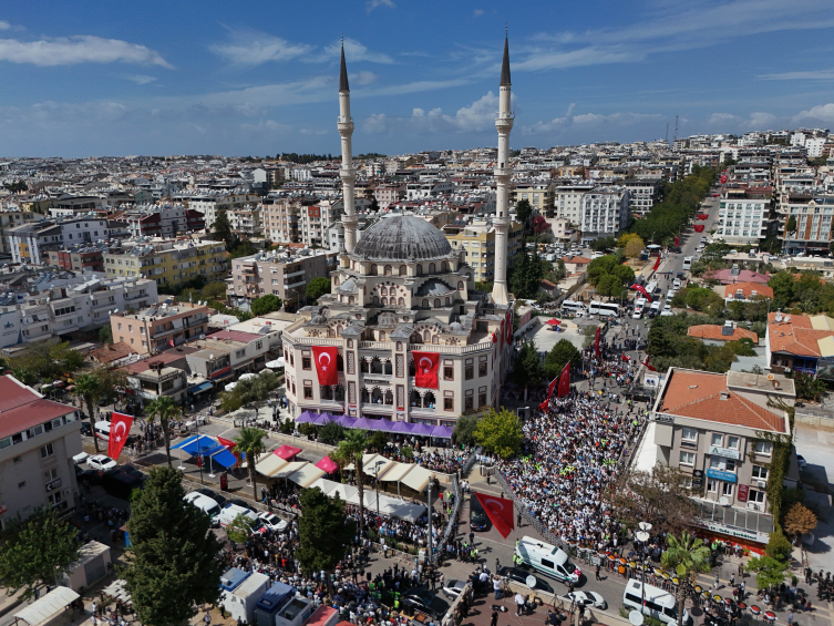 Şehit Ayşenur Ezgi Eygi son yolculuğuna uğurlandı