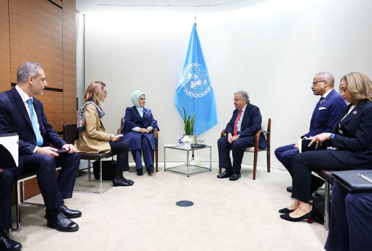 Emine Erdoğan, BM Genel Sekreteri Guterres'le görüştü