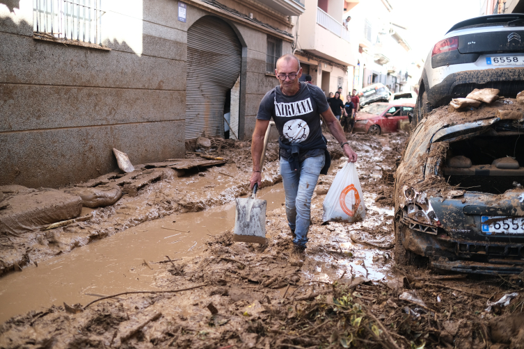 İspanya'daki sel felaketinde ölü sayısı 211'e yükseldi