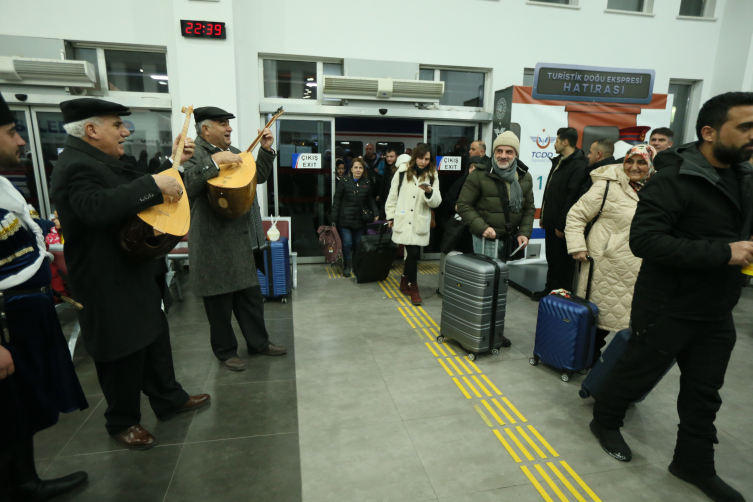 Turistik Doğu Ekspresi son durağına ulaştı