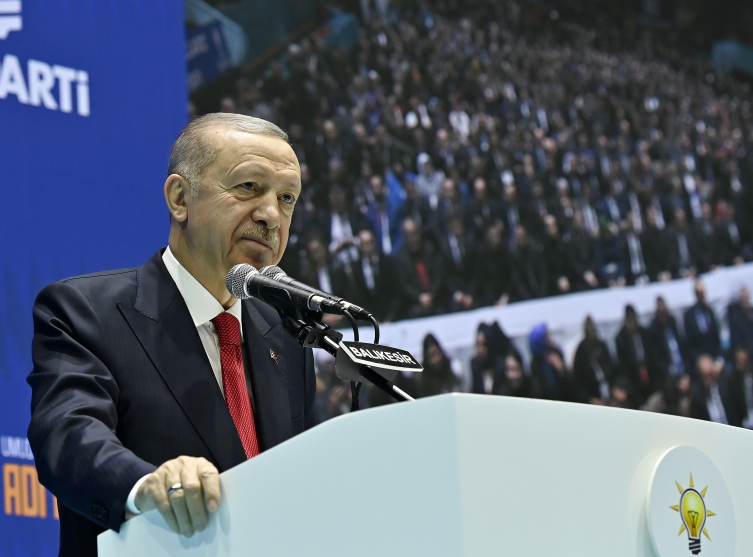 Cumhurbaşkanı Erdoğan: İnsanlık sınavını yüz akıyla verdik