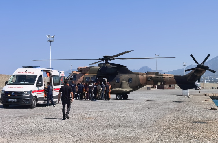 Girne açıklarında feribot battı: 8 kişi hayatını kaybetti, 18 kişi aranıyor