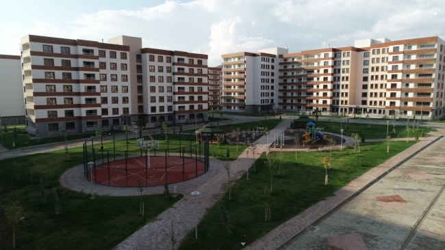 Cizre'de terörün izleri silindi