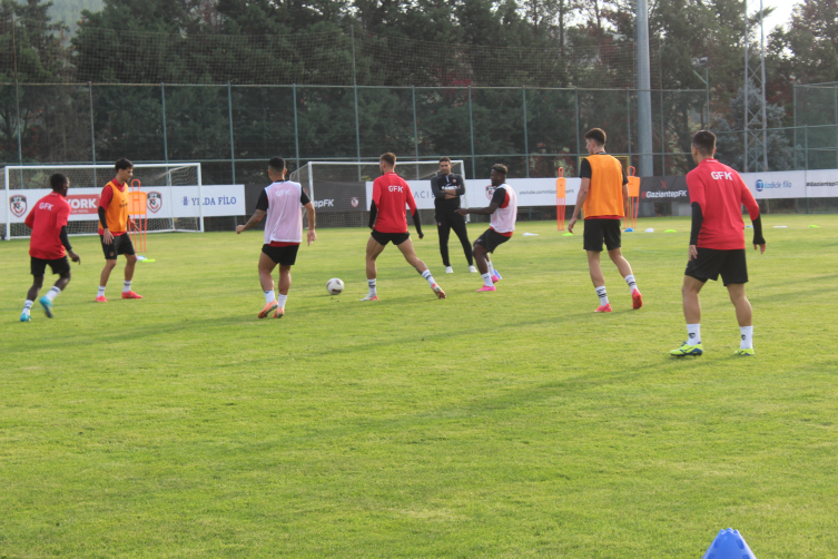 Gaziantep FK'lı Dragus Beşiktaş maçından puanla döneceklerine inanıyor