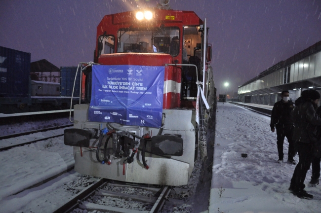 Çin'e gidecek ihracat treni yurt içi parkurunu tamamladı