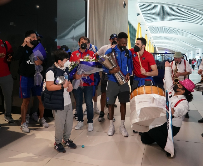 Şampiyon Anadolu Efes İstanbul'da