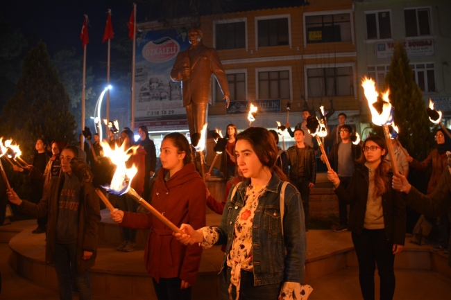 Tokat'ta Mehmetçiğe meşaleli destek