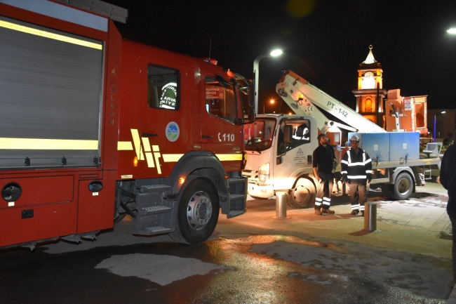 Sakarya'da kauçuk fabrikasında yangın