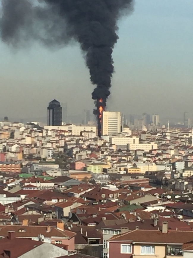 Taksim İlkyardım Hastanesi'ndeki yangın kontrol altına alındı