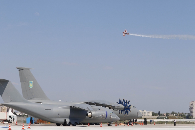 Türkiye'nin şova dayalı ilk havacılık fuarı 'Eurasia Airshow' açıldı