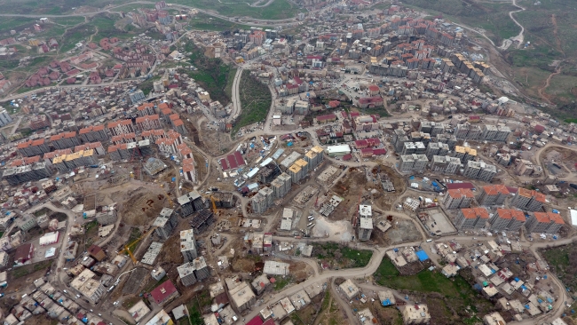 TOKİ, terör mağdurları için 20 bin konut inşa ediyor