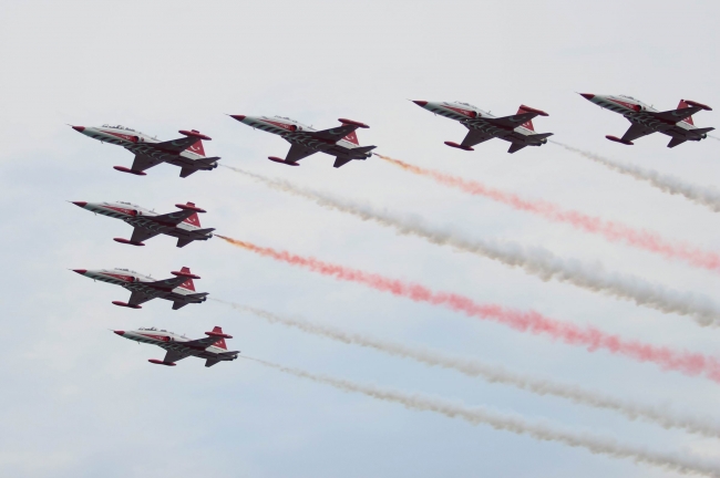 SOLOTÜRK ve Türk Yıldızları'ndan Samsun'da nefes kesen gösteri