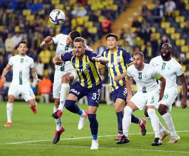 Fenerbahçe 3 puana 2 golle ulaştı