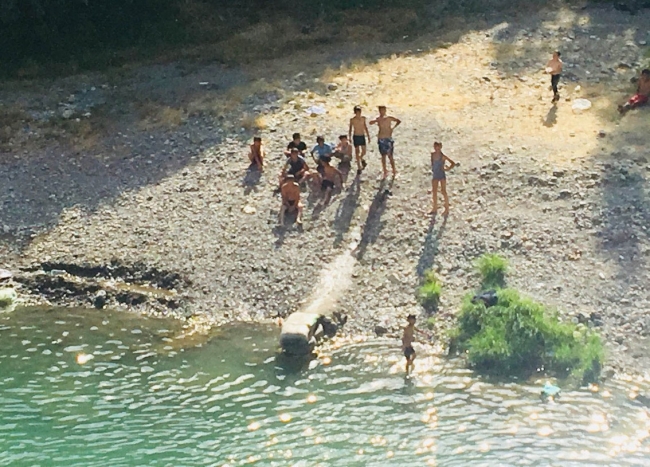 Terörden temizlenen Habur Çayı'nda huzur var