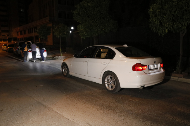 Polisin 'dur' ihtarına uymayan ehliyetsiz sürücü yakalandı