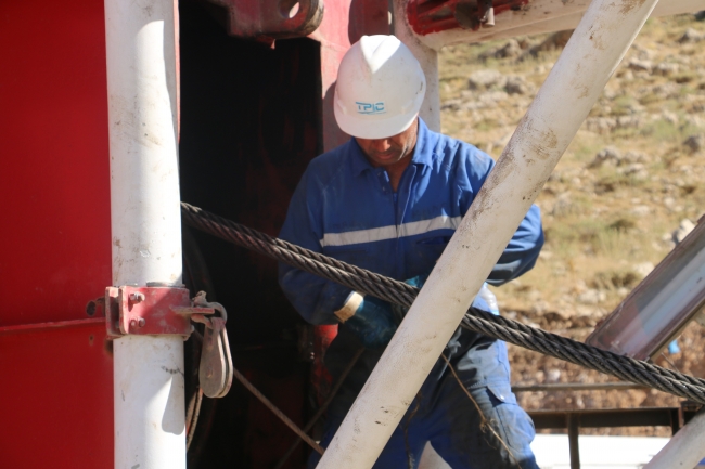 Terörden temizlenen Herekol'da petrol aranıyor