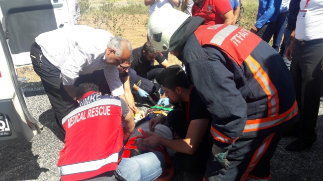 Siirt'te yolcu minibüsü devrildi: 10 yaralı