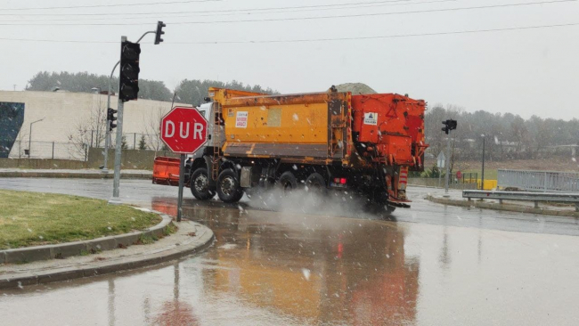 Kar yağışı Trakya'da etkili oluyor