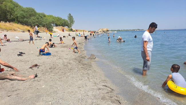 Van Gölü, Ege sahillerini aratmadı