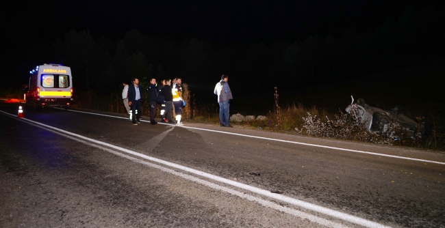 Kastamonu'da otomobil şarampolde takla attı: 2 ölü