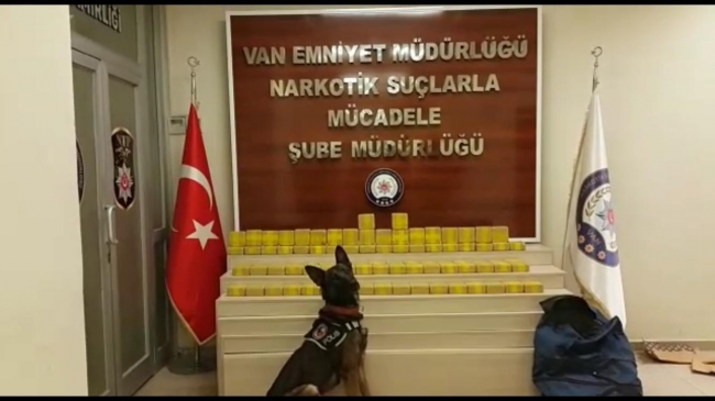 Van'da narkotik köpeği Rexo, 45 kilo eroin buldu