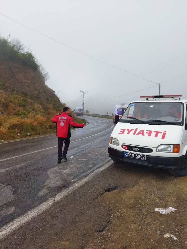 Yolcu otobüsü uçuruma devrildi: 1 kişi hayatını kaybetti, 14 yaralı