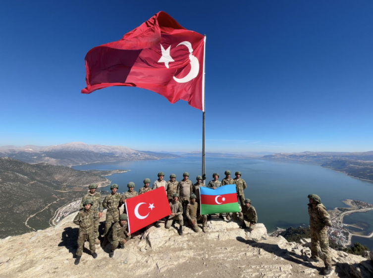 Azerbaycan'ın bağımsızlığının 33. yılı