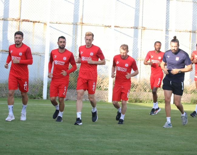 Sivasspor Teknik Direktörü Rıza Çalımbay'dan taraftara çağrı