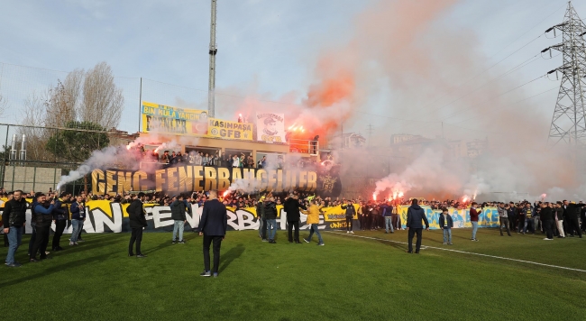 Fenerbahçe'de derbi hazırlıkları sürüyor