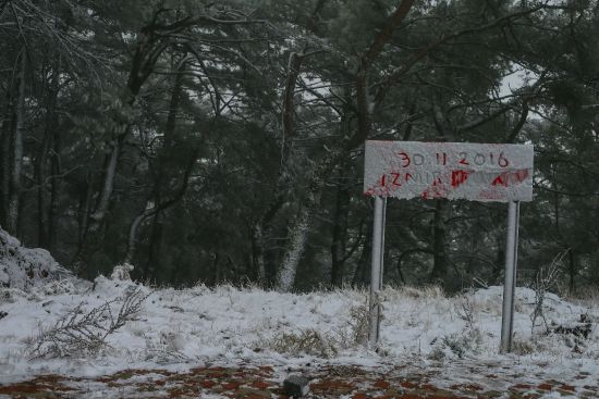 İzmir'e mevsimin ilk karı düştü