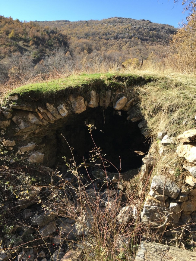 Bitlis'te terör operasyonu: 4 sığınakta çok sayıda yaşam malzemesi ele geçirildi