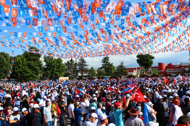 Başbakan Yıldırım: Türkiye'yi hedef alanlar kaybetmeye mahkumdur