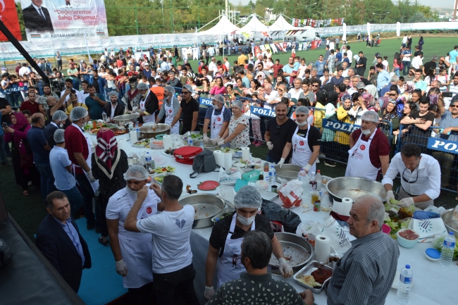 Adıyaman'da ödüllü çiğ köfte yarışması