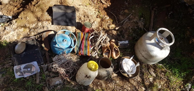 Şırnak'ta etkisiz hale getirilen teröristlere ait mühimmat ve yaşam malzemesi bulundu