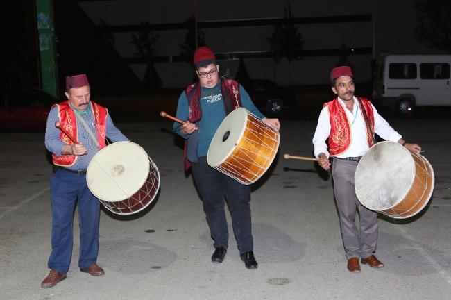 "On bir ayın sultanı" coşkuyla karşılandı