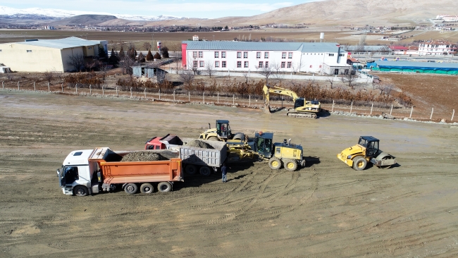 Elazığ'da konteyner kent çalışmaları sürüyor