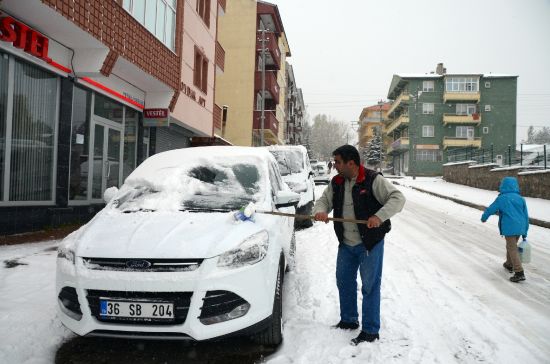 Doğu Anadolu'ya kar geldi