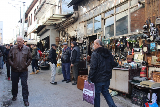 Nostaljinin kalbi 'Neco'nun dükkanında atıyor