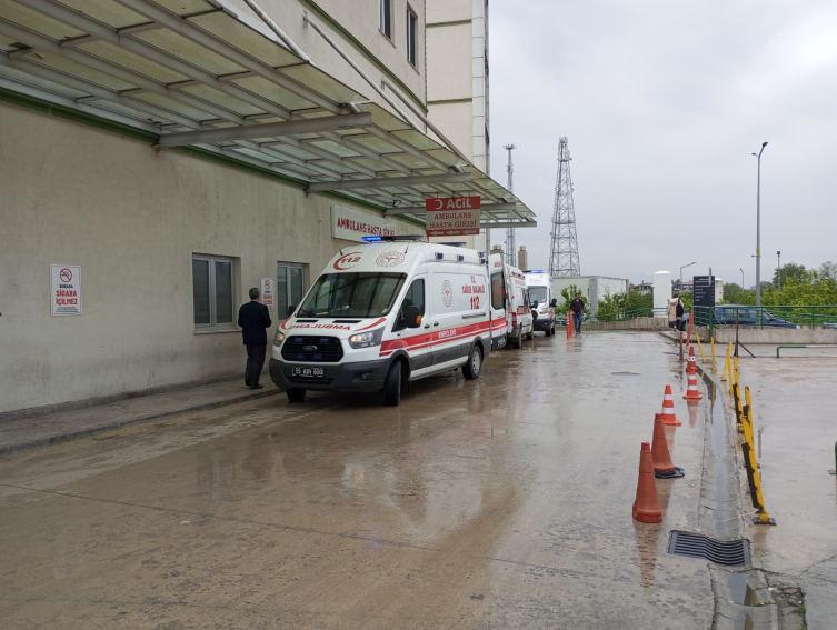 Samsun'da okulda biber gazı kapsülü patladı: 25 öğrenci hastaneye kaldırıldı