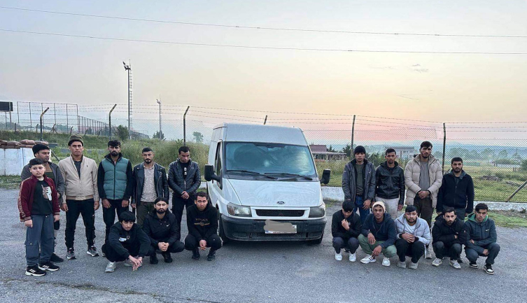 Tekirdağ'da 51 kaçak göçmen yakalandı