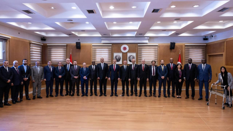 Bakan Fidan, Arap Birliği ülkelerinin Ankara Büyükelçileri ile bir araya geldi