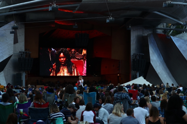 Chicago manzarasında sinema keyfi