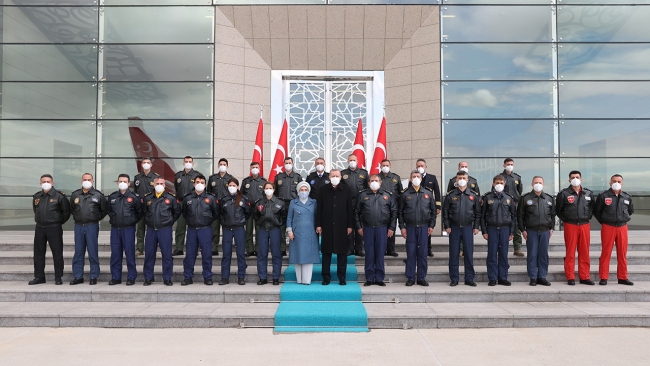 Cumhurbaşkanı Erdoğan'dan pilotlara kutlama