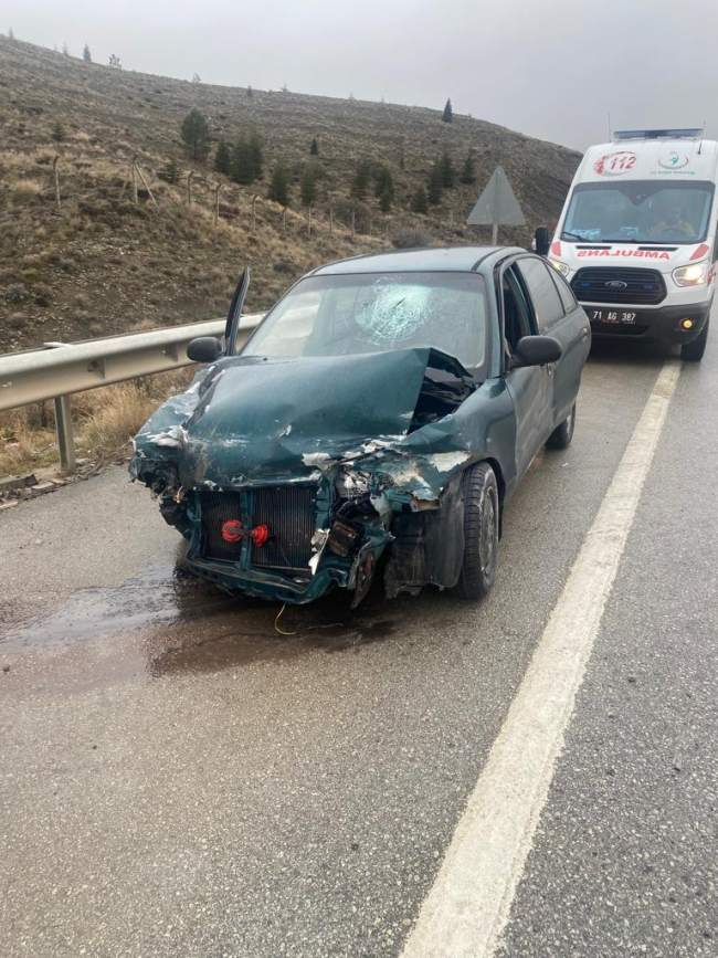 Kırıkkale'de trafik kazası: 4 yaralı