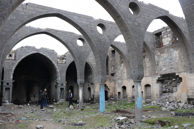 Diyarbakır'da 500 yıllık kilise restore edilecek