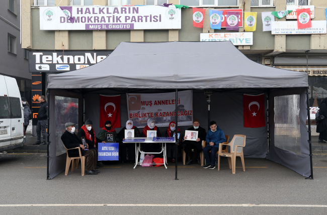 Aileler, PKK'nın kaçırdığı çocuklarına kavuşmanın hayaliyle yaşıyor